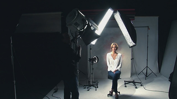 Cách sử dụng nguồn sáng liên tục trong studio – giáo trình nhiếp ảnh