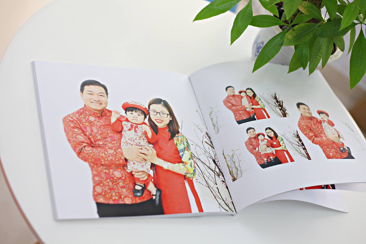 FamiBook