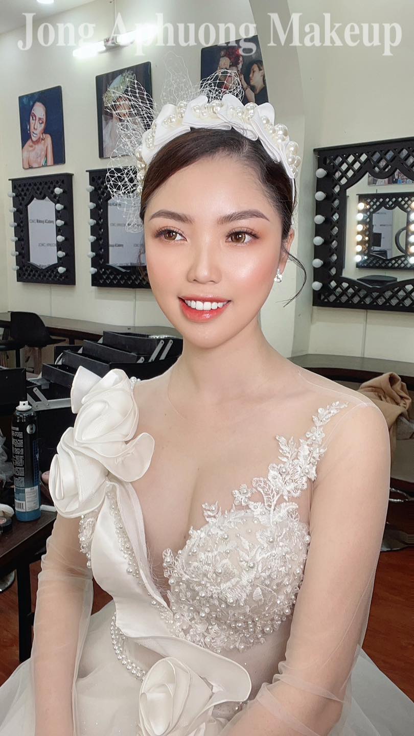 Top 7 tiệm trang điểm cô dâu đẹp nhất tại Đà Nẵng -  Jong APhương Make up Academy (Jong APhuong Wedding)
