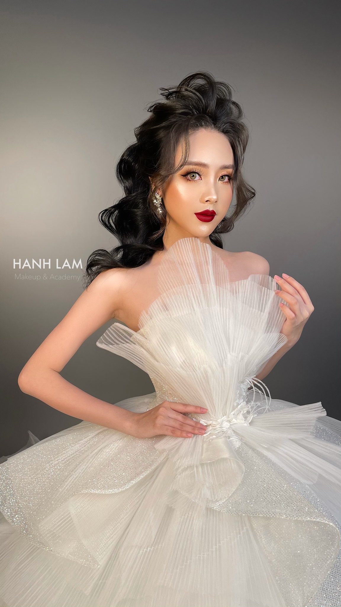 Top 7 tiệm trang điểm cô dâu đẹp nhất tại Hà Nội