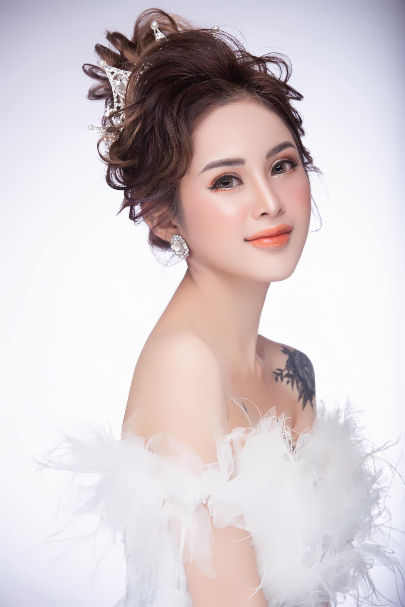 Top 7 tiệm trang điểm cô dâu đẹp nhất tại TP. Hồ Chí Minh - Louis Make Up
