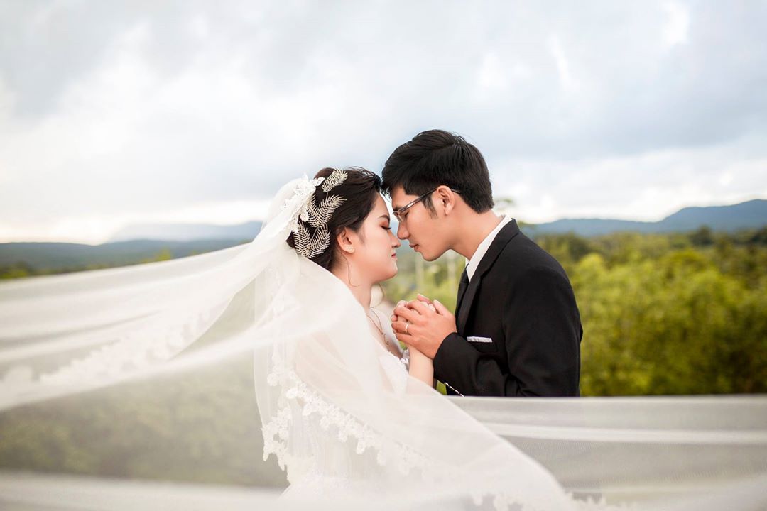 Ảnh cưới tại Gold Wedding